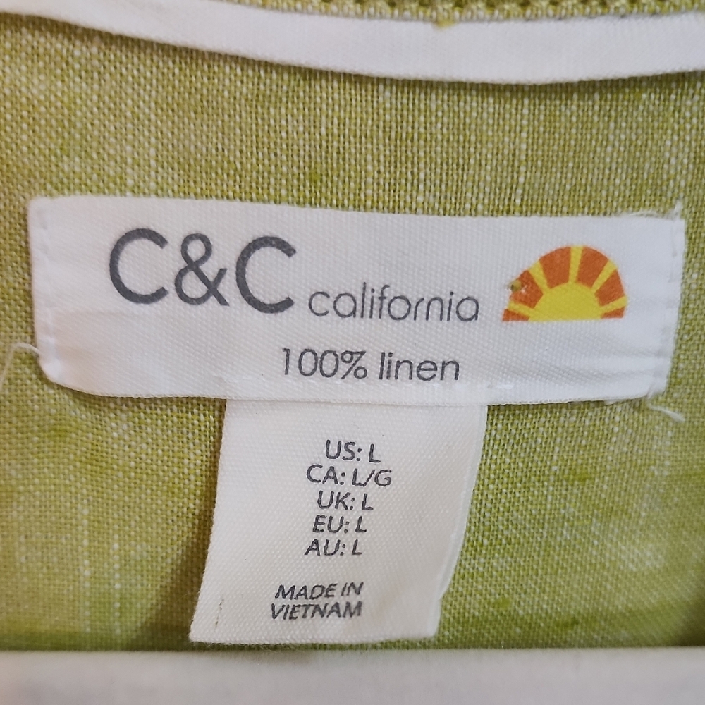 C&C California Light Green Long Sleeve Dress - Picture 2 of 6